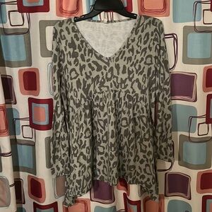 Emerald Shirt Size L